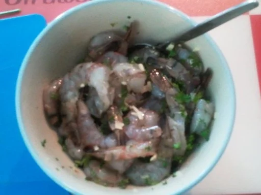 Rezept: Spaghetti Frutti de Mare con gamberi le erbe Bild Nr. 2 Spaghetti Frutti de Mare con gamberi le erbe - Rezept - Bild Nr. 2