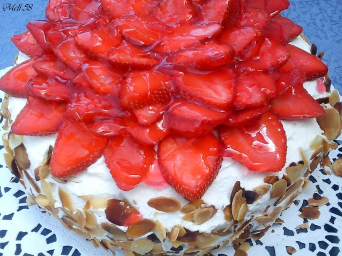 Backen: Erdbeermousse Torte mit Ricotta - Rezept - Bild Nr. 3
