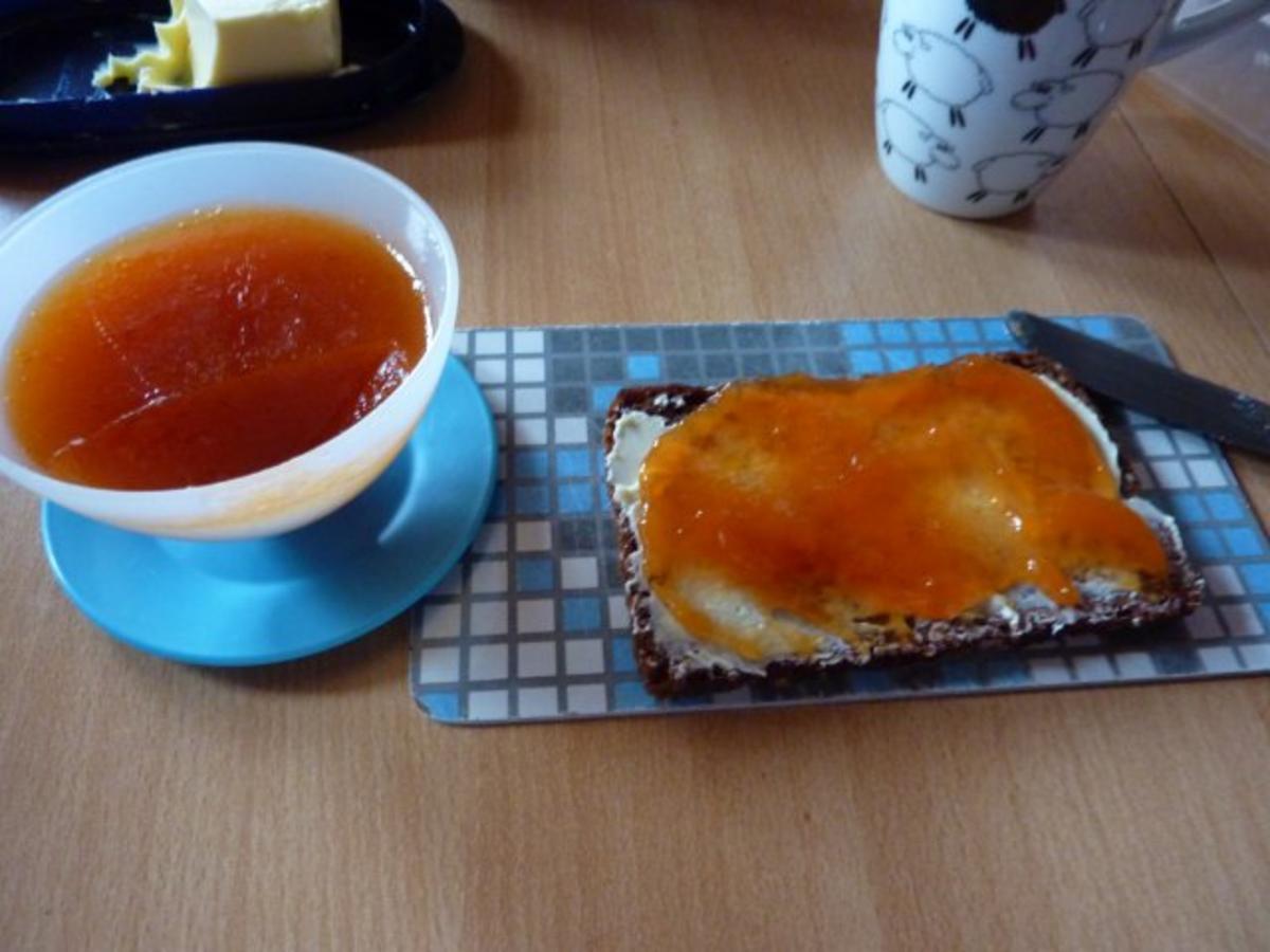 Bilder für Marmelade: Aprikose-Pfirsich mit Cranberrylikör - Rezept