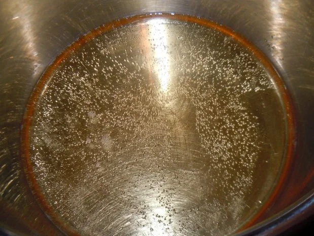 Rezept: Cidre-Mousse mit marinierter Mango Bild Nr. 3 Cidre-Mousse mit marinierter Mango - Rezept - Bild Nr. 3