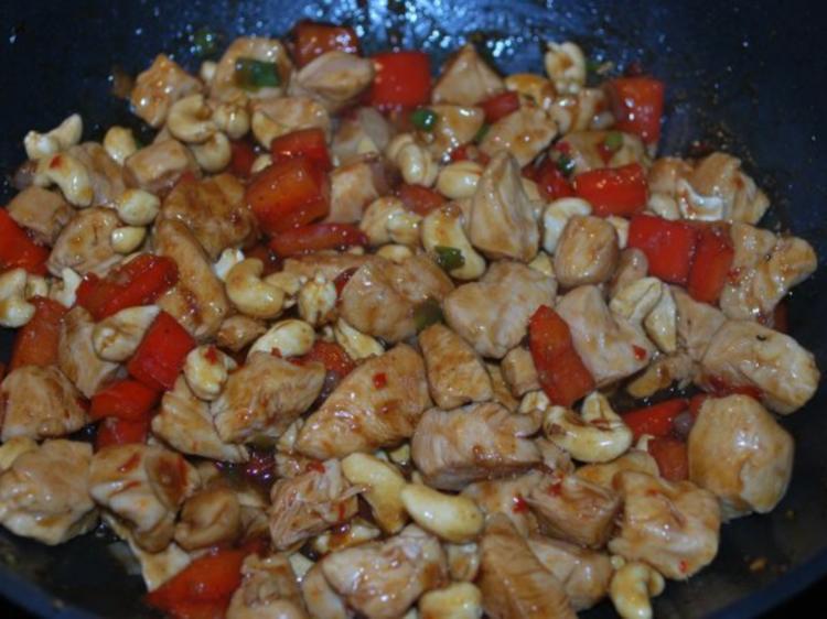 Thai Hähnchen mit Cashewnüssen - schnell & einfach - von Anni2000 Thai Hähnchen mit Cashewnüssen - schnell & einfach - von Anni2000