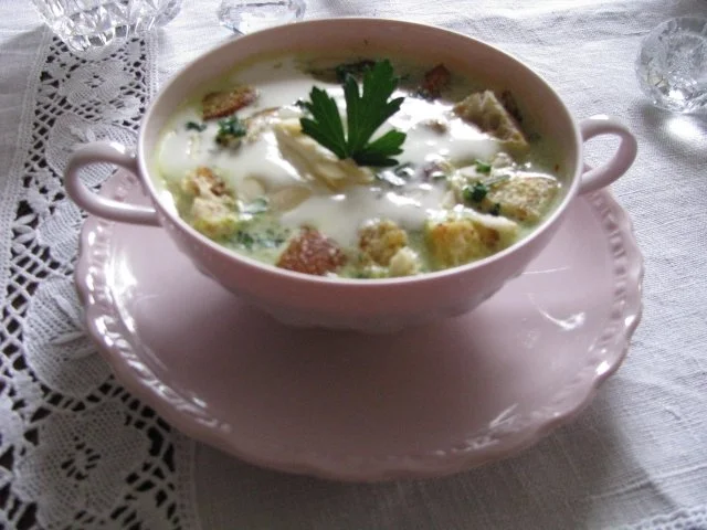 Suppen: Sahnige Zucchinicremesuppe - Rezept - Bild Nr. 3