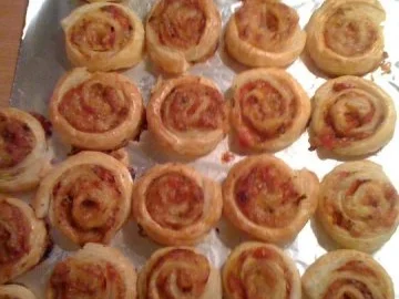 Blätterteigschnecken (herzhaft) - Rezept - Bild Nr. 2