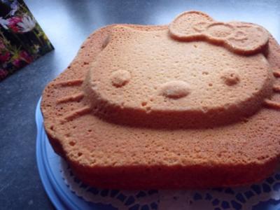 Hallo Kittykuchen zum Geburtstag meiner Enkelin   (Joghurtkuchen) - Rezept