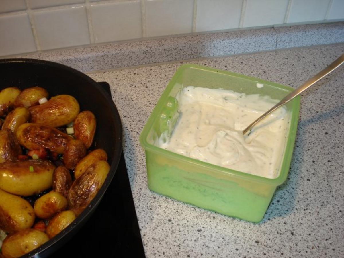 Rosmarinkartoffeln mit Kassler und Kräuterquark - Rezept - Bild Nr. 4
