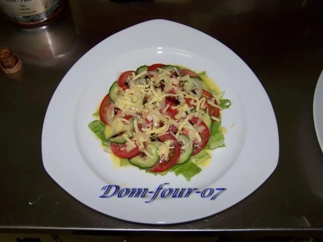 Rezept: Salat mit Garnelen Bild Nr. 4 Salat mit Garnelen - Rezept - Bild Nr. 4