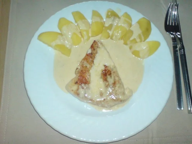 Rezept: Sahneschnitzel mit Salzkartoffeln Bild Nr. 4 Sahneschnitzel mit Salzkartoffeln - Rezept - Bild Nr. 4