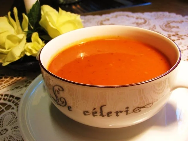 Rezept: Tomatensuppe einfach ... Tomatensuppe einfach ... - Rezept