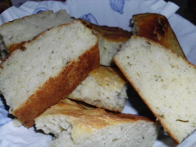 Rezept: Knoblauch-Kartoffelbrot Bild Nr. 2 Knoblauch-Kartoffelbrot - Rezept - Bild Nr. 2