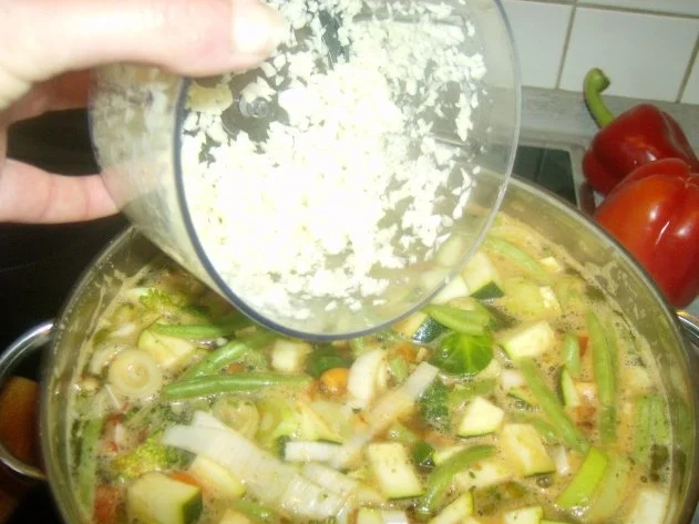 Rezept: Gemüsesüpchen Bild Nr. 6 Gemüsesüpchen - Rezept - Bild Nr. 6