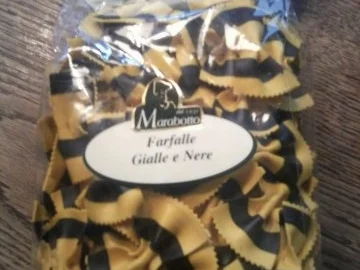 Rezept: Farfalle Gialle e Nere mit Rinderhüftsteak Bild Nr. 2 Farfalle Gialle e Nere mit Rinderhüftsteak - Rezept - Bild Nr. 2