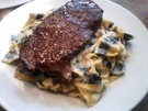 Farfalle Gialle e Nere mit Rinderhüftsteak - Rezept