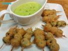 Aceitunas con almendras - Rezept