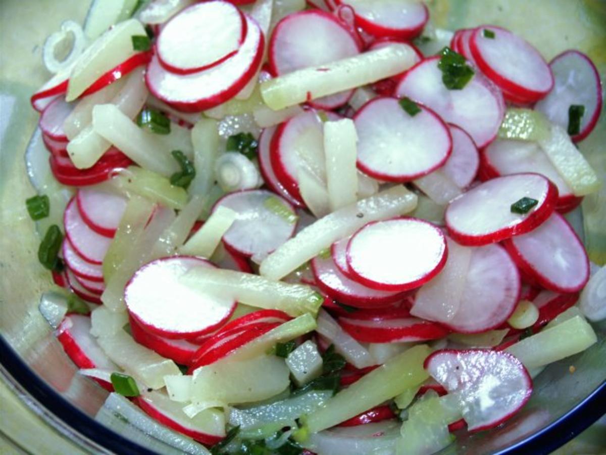 KOHLRABI - RADIESCHEN - SALAT - Rezept - kochbar.de