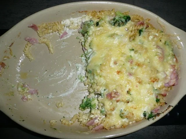 Rezept: Nudelauflauf in feiner Gorgonzola-Mascarpone-Sauce Bild Nr. 2 Nudelauflauf in feiner Gorgonzola-Mascarpone-Sauce - Rezept - Bild Nr. 2