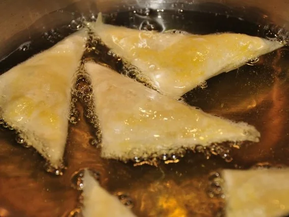 Zucchini-Frischkäse-Ecken - Rezept - Bild Nr. 7