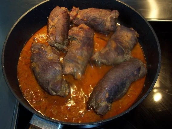 Rezept: Rinderroladen in pikanter Ausführung Bild Nr. 2 Rinderroladen in pikanter Ausführung - Rezept - Bild Nr. 2