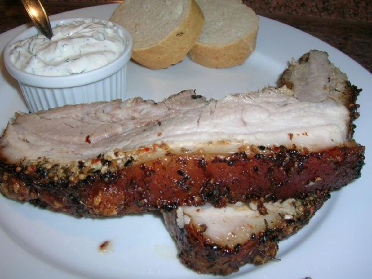 Schweinebauch  nach griechischer Suwlaki Art mit Ouzo und  Tzatziki - Rezept