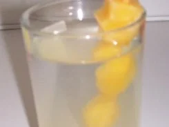 Rezept: Getränk: Sommerliche Erfrischung Getränk: Sommerliche Erfrischung - Rezept