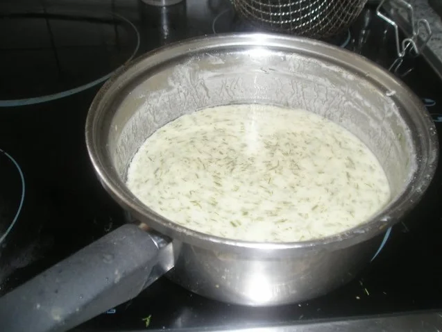 Rezept: Gekochtes Rindleisch mit Dillsauce Bild Nr. 4 Gekochtes Rindleisch mit Dillsauce - Rezept - Bild Nr. 4