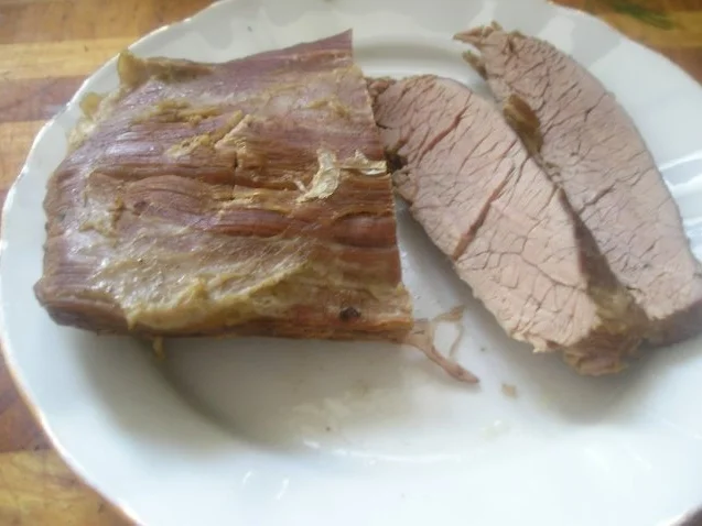 Rezept: Gekochtes Rindleisch mit Dillsauce Bild Nr. 5 Gekochtes Rindleisch mit Dillsauce - Rezept - Bild Nr. 5