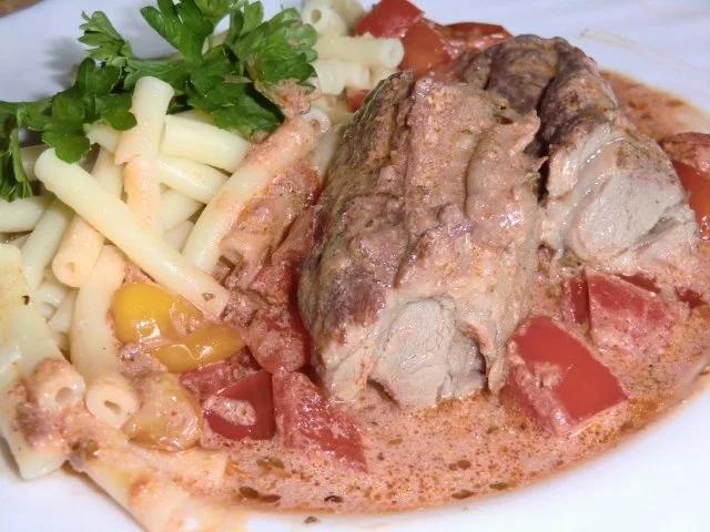 Lammschulter in Tomaten-Paprika-Soße - Rezept - Bild Nr. 6