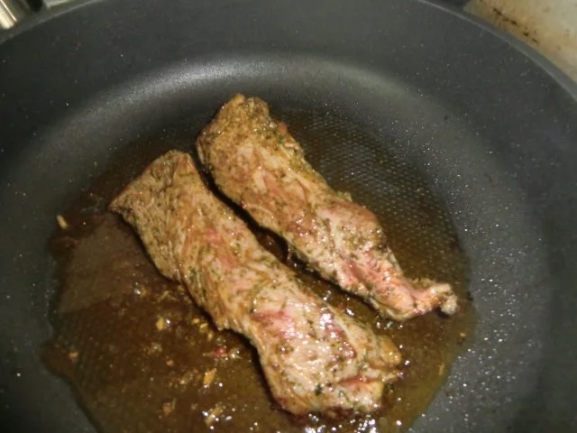 Lammschulter in Tomaten-Paprika-Soße - Rezept - Bild Nr. 2