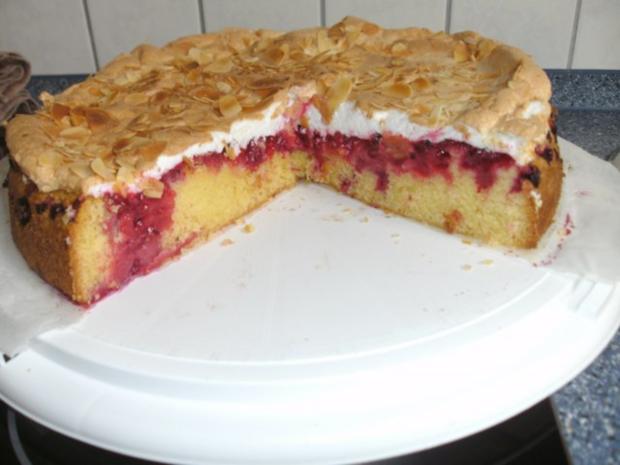 Johannisbeerkuchen mit Mandelbaiser........Eigenkreation - Rezept ...