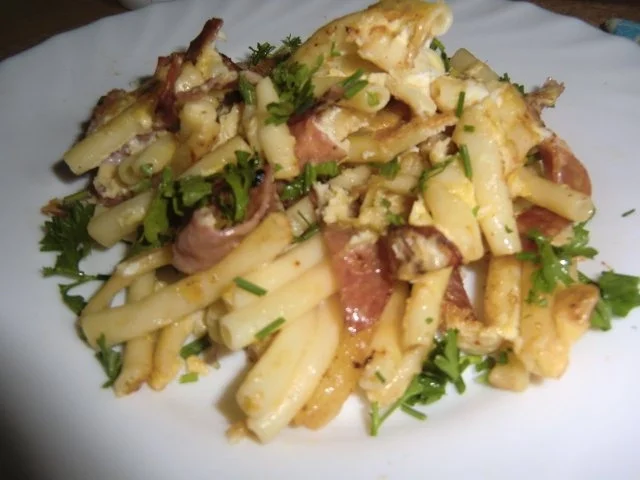 Rezept: Schinken-Maccaroni aus der Pfanne Schinken-Maccaroni aus der Pfanne - Rezept