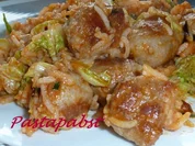 Bratwurstbällchen im Reisbett - Rezept