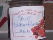 Ribiselmarmelade mit Rotwein und Schokolade - Rezept