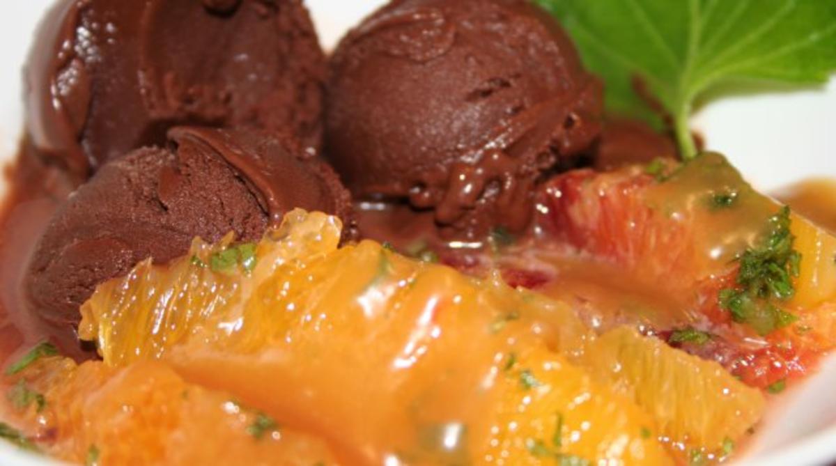 Schokoladen-Maracuja-Sorbet mit Zitrus-Salat - Rezept