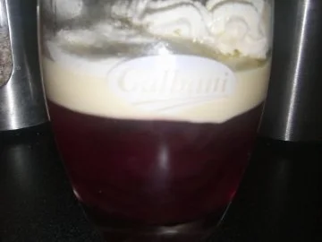 BiNe` S KIRSCHPUDDING - Rezept