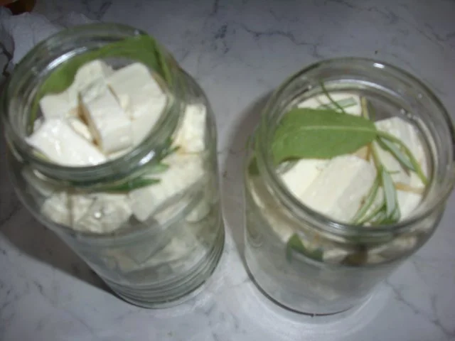 Rezept: Feta in Olivenöl Bild Nr. 3 Feta in Olivenöl - Rezept - Bild Nr. 3