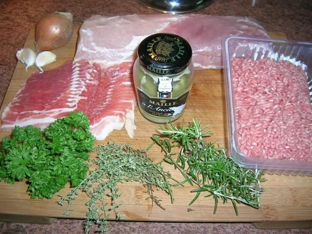 Zopf (gefüllt)  aus Schweinerücken  mit himmlischer Pflaumensauce - Rezept - Bild Nr. 7