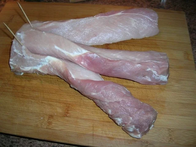 Zopf (gefüllt)  aus Schweinerücken  mit himmlischer Pflaumensauce - Rezept - Bild Nr. 8