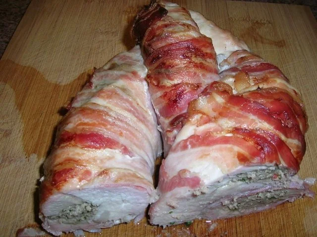 Zopf (gefüllt)  aus Schweinerücken  mit himmlischer Pflaumensauce - Rezept - Bild Nr. 3