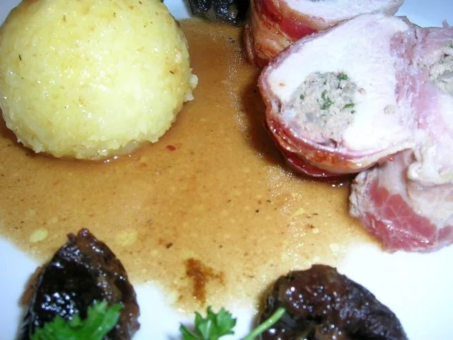 Zopf (gefüllt)  aus Schweinerücken  mit himmlischer Pflaumensauce - Rezept - Bild Nr. 22