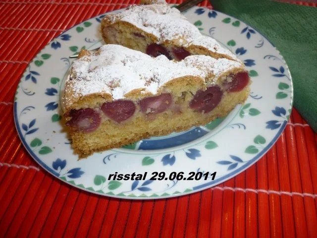 Kirschkuchen mit Guß - Rezept