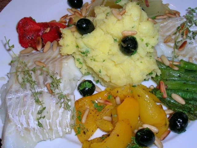 Kabeljau mit Zitronenkartoffelstampf an viel frischem Gemüse - lecker,leichte Sommerkost - Rezept - Bild Nr. 4