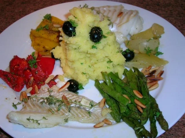 Kabeljau mit Zitronenkartoffelstampf an viel frischem Gemüse - lecker,leichte Sommerkost - Rezept - Bild Nr. 8