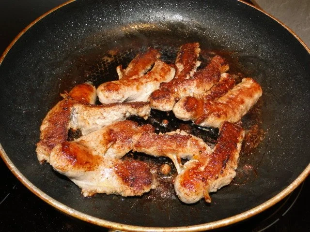 Glasierte Möhrchen mit Kartoffelpü und frischen Bratwürstchen - Rezept - Bild Nr. 4