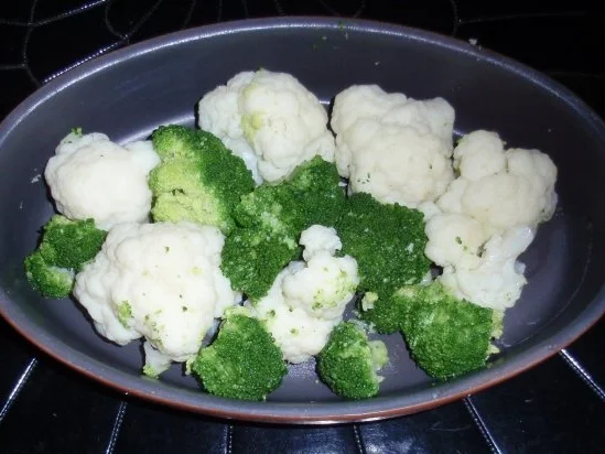 Hack-Gemüse-Auflauf mit buntem Salat - Rezept - Bild Nr. 5