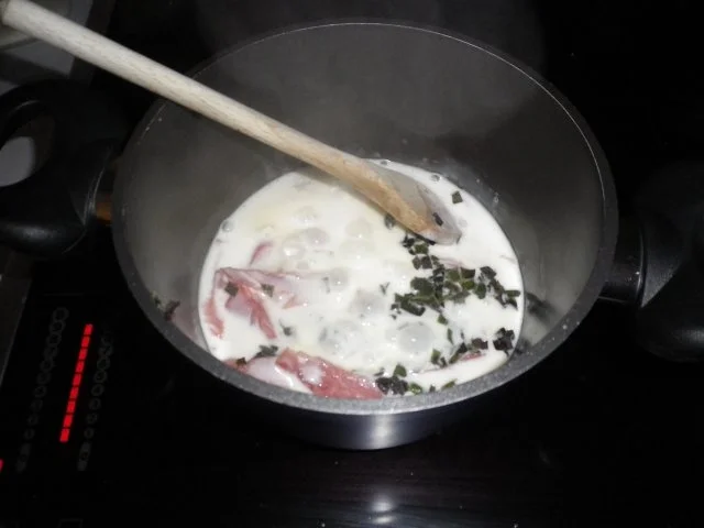 Rezept: Schinkenspätzle mit Kräutern Bild Nr. 2 Schinkenspätzle mit Kräutern - Rezept - Bild Nr. 2