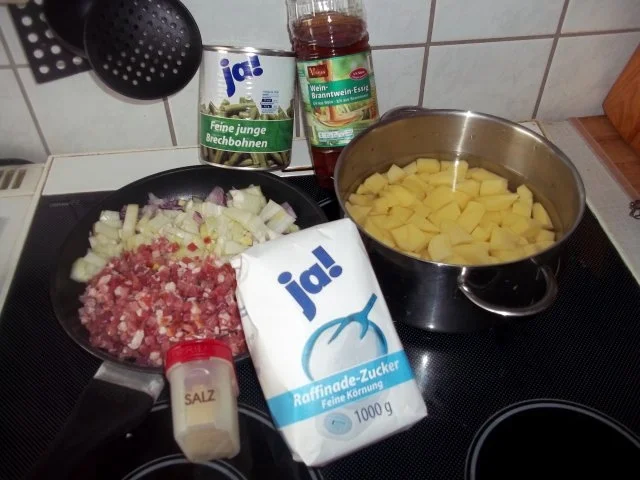 Schnippelbohneintopf/MEIN LIEBLINGSESSEN - Rezept - Bild Nr. 2