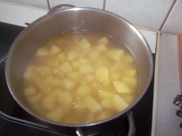 Schnippelbohneintopf/MEIN LIEBLINGSESSEN - Rezept - Bild Nr. 3