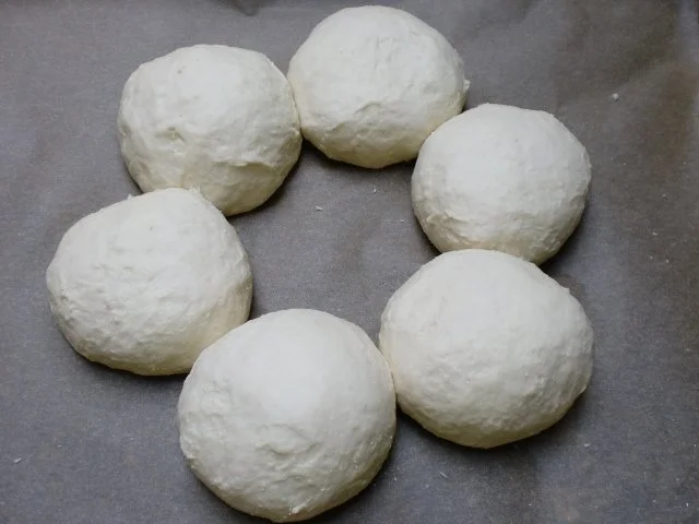 Rezept: Brötchenkranz Bild Nr. 2 Brötchenkranz - Rezept - Bild Nr. 2