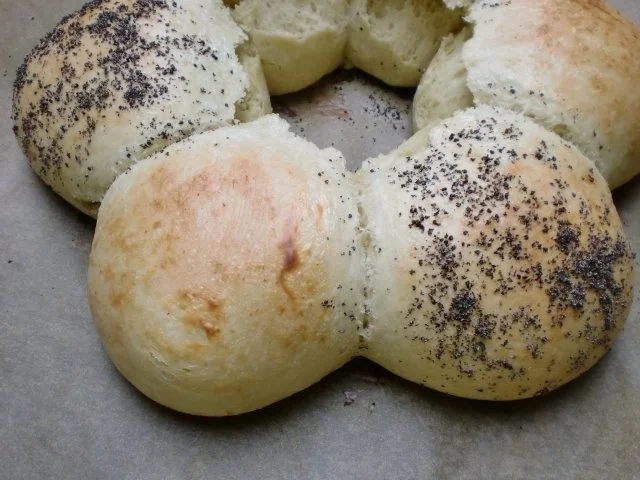 Rezept: Brötchenkranz Bild Nr. 5 Brötchenkranz - Rezept - Bild Nr. 5