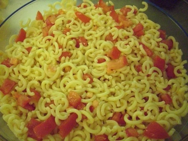 Rezept: Leichter Nudelsalat Bild Nr. 3 Leichter Nudelsalat - Rezept - Bild Nr. 3