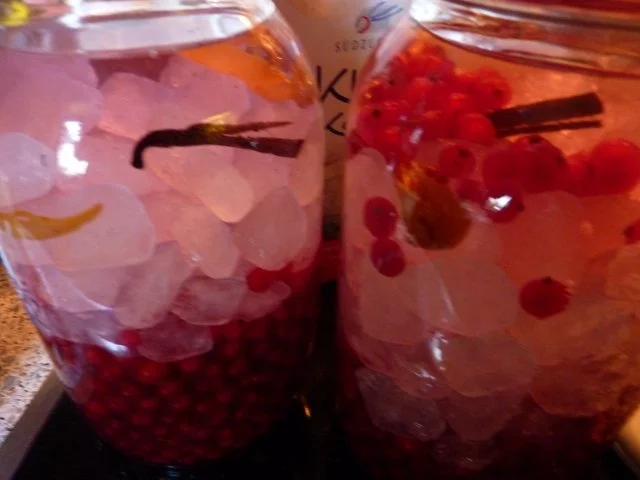 Getränk: Johannisbeerlikör - Rezept - Bild Nr. 6